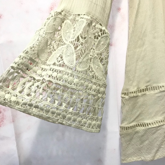 BOHO Flowy Tunic - Picture 2 of 5